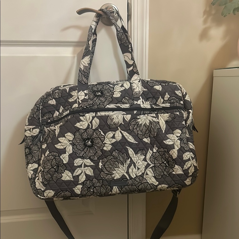 Vera Bradley Floral Bag&Blanket